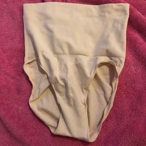 Skims control top brief